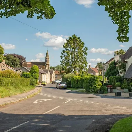 Saxon House 7 * Harome